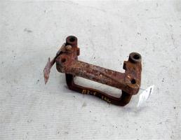 Скоба суппорта заднего для Mitsubishi Pajero II (1991—1997)  запчасти бу