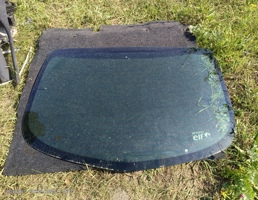 Стекло заднее ветровое для Renault Megane II (2002—2006)  запчасти бу