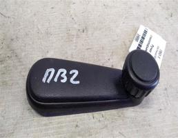 Ручка стеклоподъемника для VOLKSWAGEN Passat B2 (1980—1988)  запчасти бу