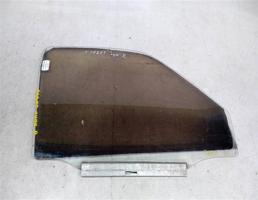 Стекло двери передней правой для Opel Kadett E (1984—1989)  запчасти бу