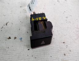 Кнопка аварийной сигнализации для Audi 80 B2 (1978—1986)  запчасти бу