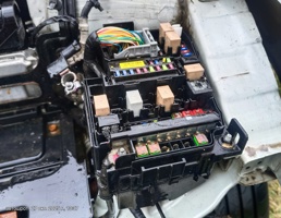 Блок предохранителей для KIA Ceed JD (2012—2015)  запчасти бу