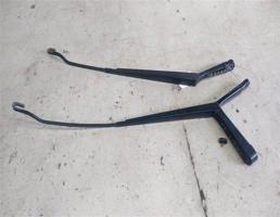 Поводок стеклоочистителя передний пара для Ford Focus I (1998—2004)  запчасти бу