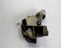 Кронштейн насоса ГУРа для Mercedes-Benz W123 W123/V123/C123/S123 (1975—1986)  запчасти бу