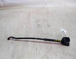 Поводок стеклоочистителя передний правый для Audi 100 C3 (1982—1988)  запчасти бу