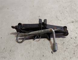 Домкрат для Chery Kimo А1 08-15г  запчасти бу