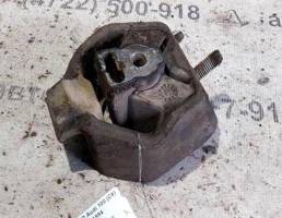 Опора АКПП левая (подушка) для Audi 100 C4 (1990—1994)  запчасти бу