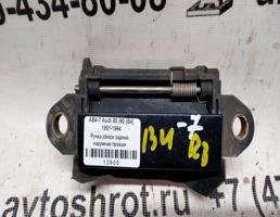 Ручка двери наружная задней правой для Audi 80 B4 (1991—1996)  запчасти бу