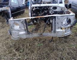 Панель передняя для Mitsubishi Pajero 1 82-91г  запчасти бу