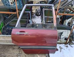 Дверь задняя правая для Mitsubishi Galant VI (1987—1992)  запчасти бу