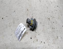 Патрон указателя поворота для Mitsubishi Galant VI (1987—1992)  запчасти бу