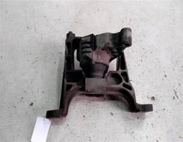 Кронштейн ДВС правый для Mazda 3 BK (2003—2006)  запчасти бу