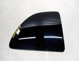 Стекло кузовное глухое правое для Opel Corsa B  запчасти бу