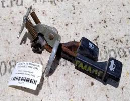 Ручка открывания багажника и лючка бака для Mitsubishi Galant VI (1987—1992)  запчасти бу