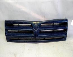 Решетка радиатора для Nissan Primera P11 (1995—2000)  запчасти бу