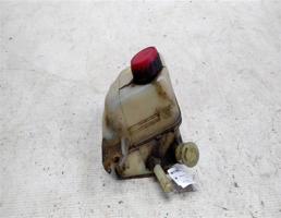 Бачок ГУРа для Mazda 323 BA (1994—2000)  запчасти бу