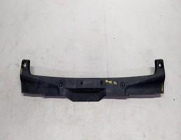Накладка на панель багажника заднюю для Audi 80 B4 91-94г  запчасти бу