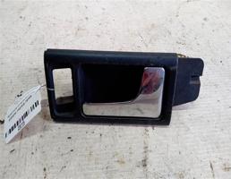 Крючок двери передней правой для Audi A6 C4 (1994—1997)  запчасти бу