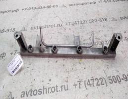 Рампа топливная для Opel Omega A (1984—1994)  запчасти бу