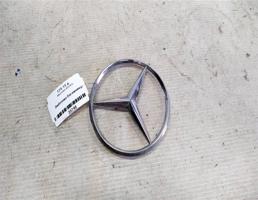 Эмблема багажника для Mercedes-Benz E-класс W124/S124/C124/A124 (1984—1997)  запчасти бу