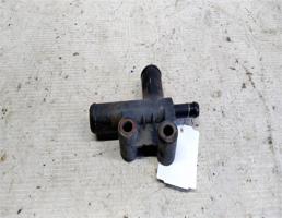 Тройник пластиковый для Chevrolet Lanos I (2002—2009)  запчасти бу