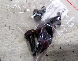 Болт маховика для Chevrolet Lanos I (2002—2009)  запчасти бу