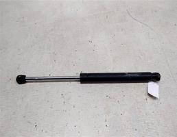 Амортизатор двери багажника для VOLKSWAGEN Golf Mk2 (1983—1992)  запчасти бу