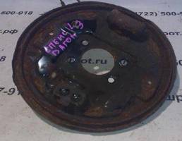 Защита колодок задняя левая для Mitsubishi Space Wagon II (1991—1998)  запчасти бу