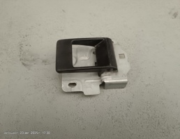 Крючок двери передней правой для Land Rover Defender I рестайлинг (2007—2016)  запчасти бу