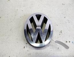 Эмблема решетки для VOLKSWAGEN Passat B5 рестайлинг (2000—2005)  запчасти бу