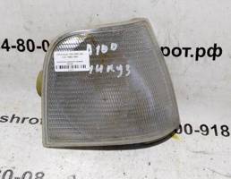 Указатель поворота правый белый для Audi 100 C3 (1982—1988)  запчасти бу