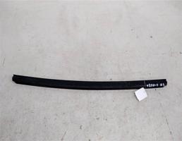 Молдинг стекла двери задней правой для Volvo 850 I (1991—1997)  запчасти бу