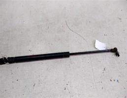 Амортизатор капота для Toyota Mark II X90 (1992—1996)  запчасти бу