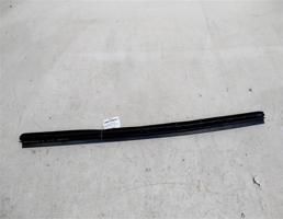 Молдинг стекла двери внутренний задней правой для Ford Focus I (1998—2004)  запчасти бу
