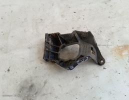 Крепление порога наружнего правого для Audi A6 C5 (1997—2001)  запчасти бу