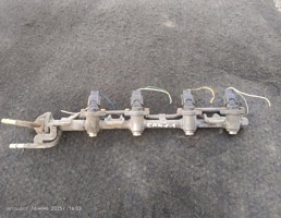 Рампа топливная км-т для Nissan Sunny B14 (1994—1999)  запчасти бу