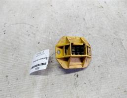 Резистор печки для Audi 100 С3 83-91г  запчасти бу