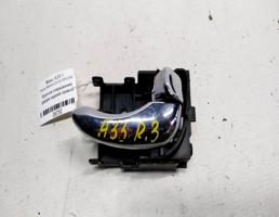 Крючок двери задней правой для Nissan Maxima A33 (1999—2006)  запчасти бу