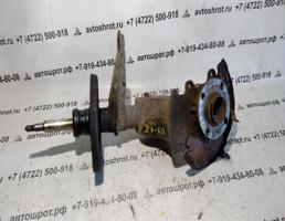 Кулак поворотный передний правый для Audi 100 С3 83-91г  запчасти бу