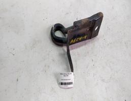 Крюк буксировочный для Audi A6 C4 (1994—1997)  запчасти бу