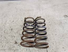 Пружина задняя для Ford Sierra I (1982—1989)  запчасти бу