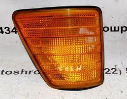 Указатель поворота правый желтый для Mercedes-Benz T1 I (1977—1995)  запчасти бу