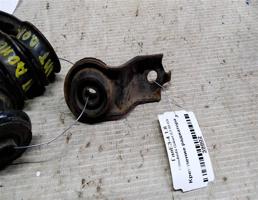 Крепление радиатора для Mitsubishi Galant VI (1987—1992)  запчасти бу