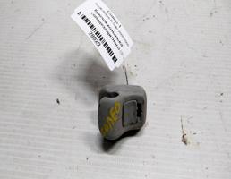 Крючок козырька солнцезащитного для Suzuki Wagon R Solio II (2000—2002)  запчасти бу