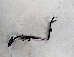 Трубка топливная для Mazda 626 GE (1991—1997)  запчасти бу