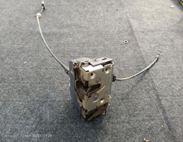 Замок двери задней левой для Renault Megane II (2002—2006)  запчасти бу