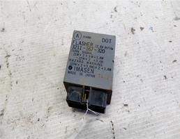 Реле поворотов для Mazda 626 GE (1991—1997)  запчасти бу