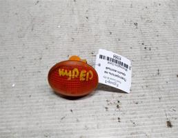 Повторитель на крыло желтый для Ford Courier I (1991—2002)  запчасти бу