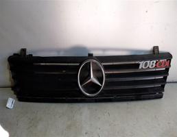 Решетка радиатора для Mercedes-Benz Sprinter W901-905 (1995—2006)  запчасти бу