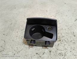 Подстаканник для Audi A6 C6 4F 05-11г  запчасти бу